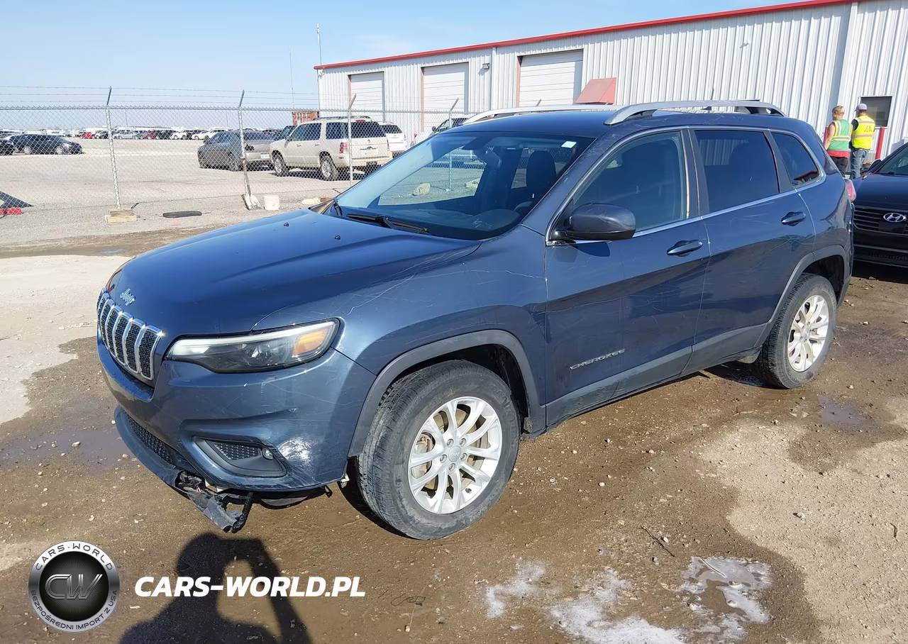 2019 Jeep Cherokee Latitude 4X4 VIN:1C4PJMCB7KD433102 - 2
