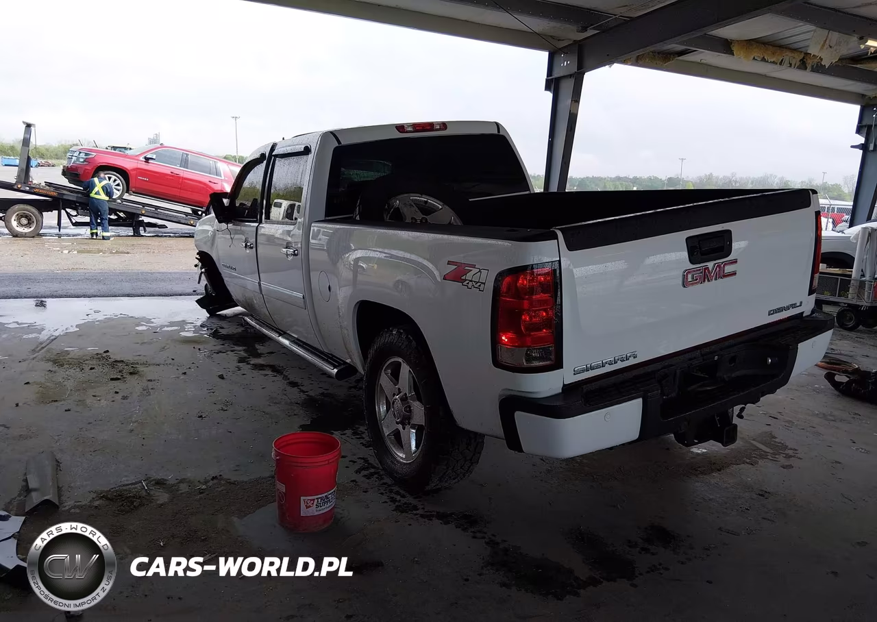 2013 GMC Sierra 2500Hd Denali VIN:1GT125E80DF112455 - 3