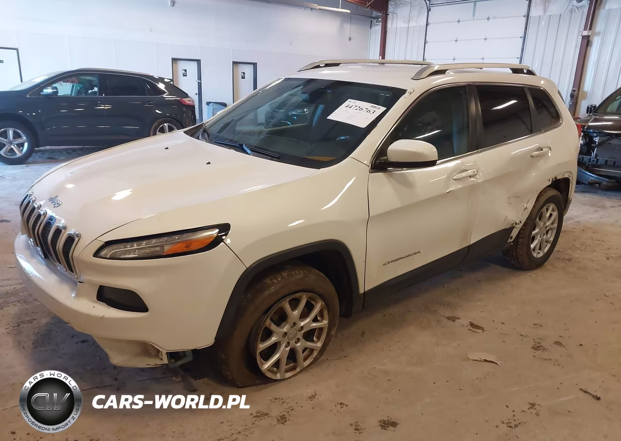 2015 Jeep Cherokee Latitude VIN:1C4PJMCS4FW653789 - 2