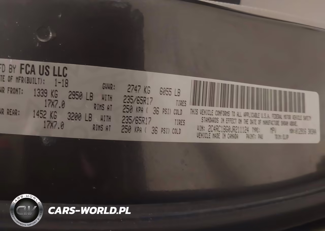 2018 Chrysler Pacifica Touring L VIN:2C4RC1BG0JR211124 - 9
