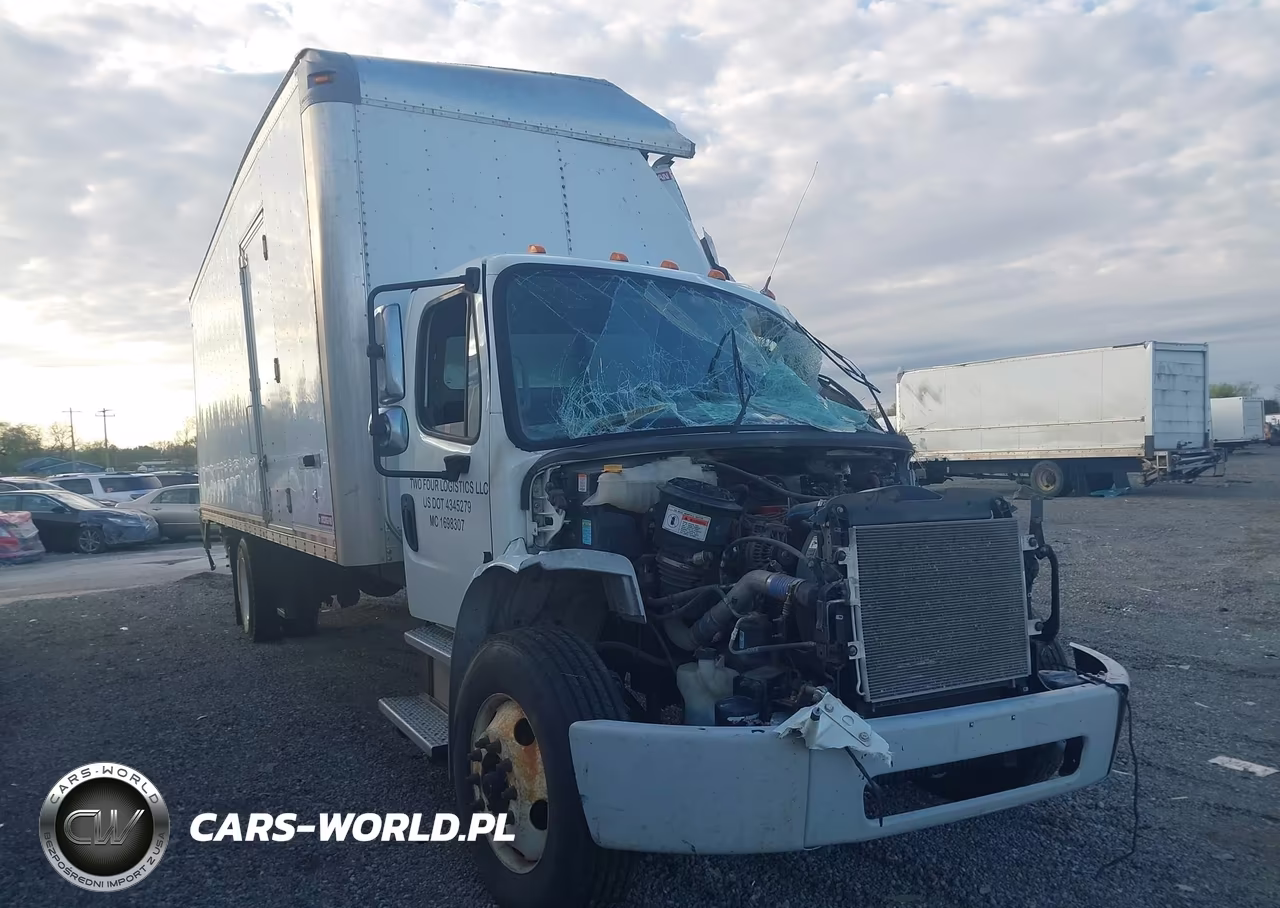 2019 Freightliner M2 106