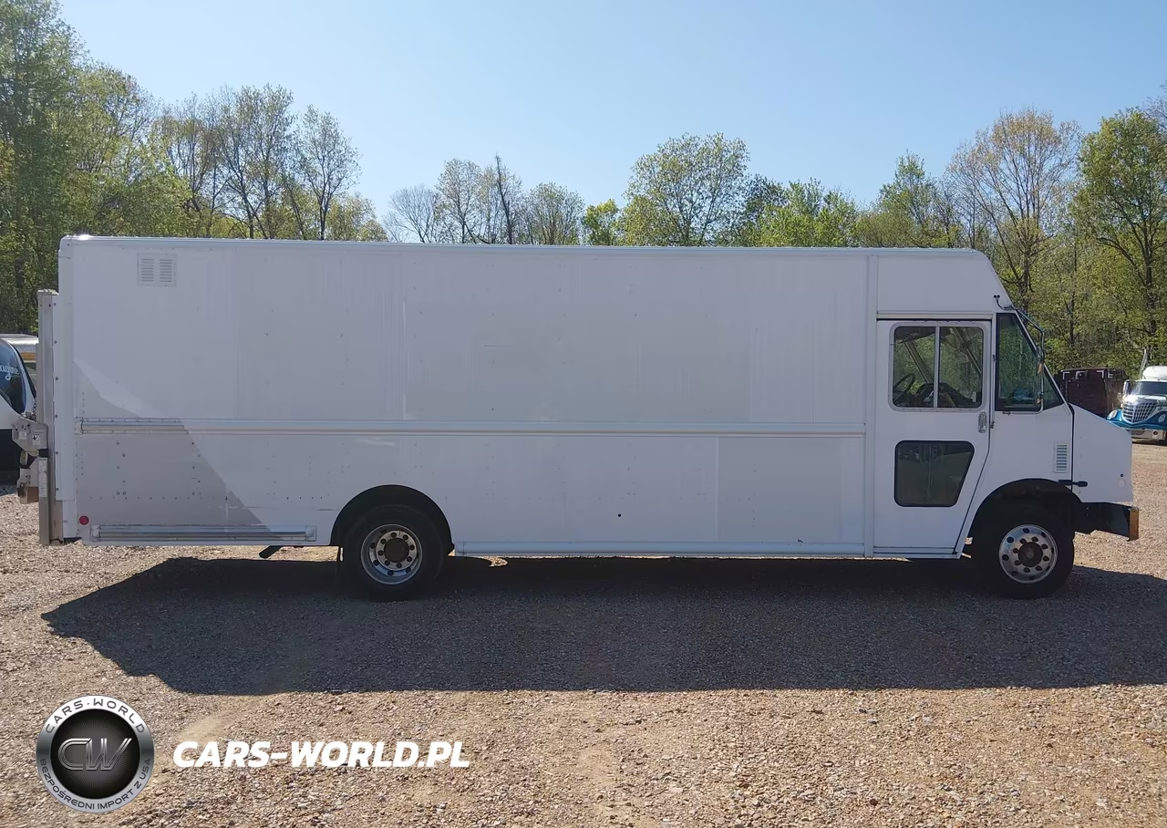 2018 Freightliner Mt55G VIN:4UZAC3EA2JCJY4965 - 13