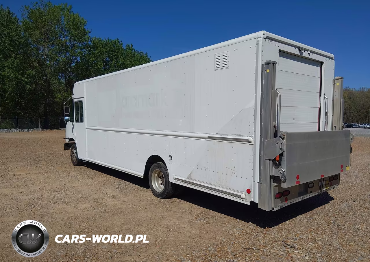 2018 Freightliner Mt55G VIN:4UZAC3EA2JCJY4965 - 3