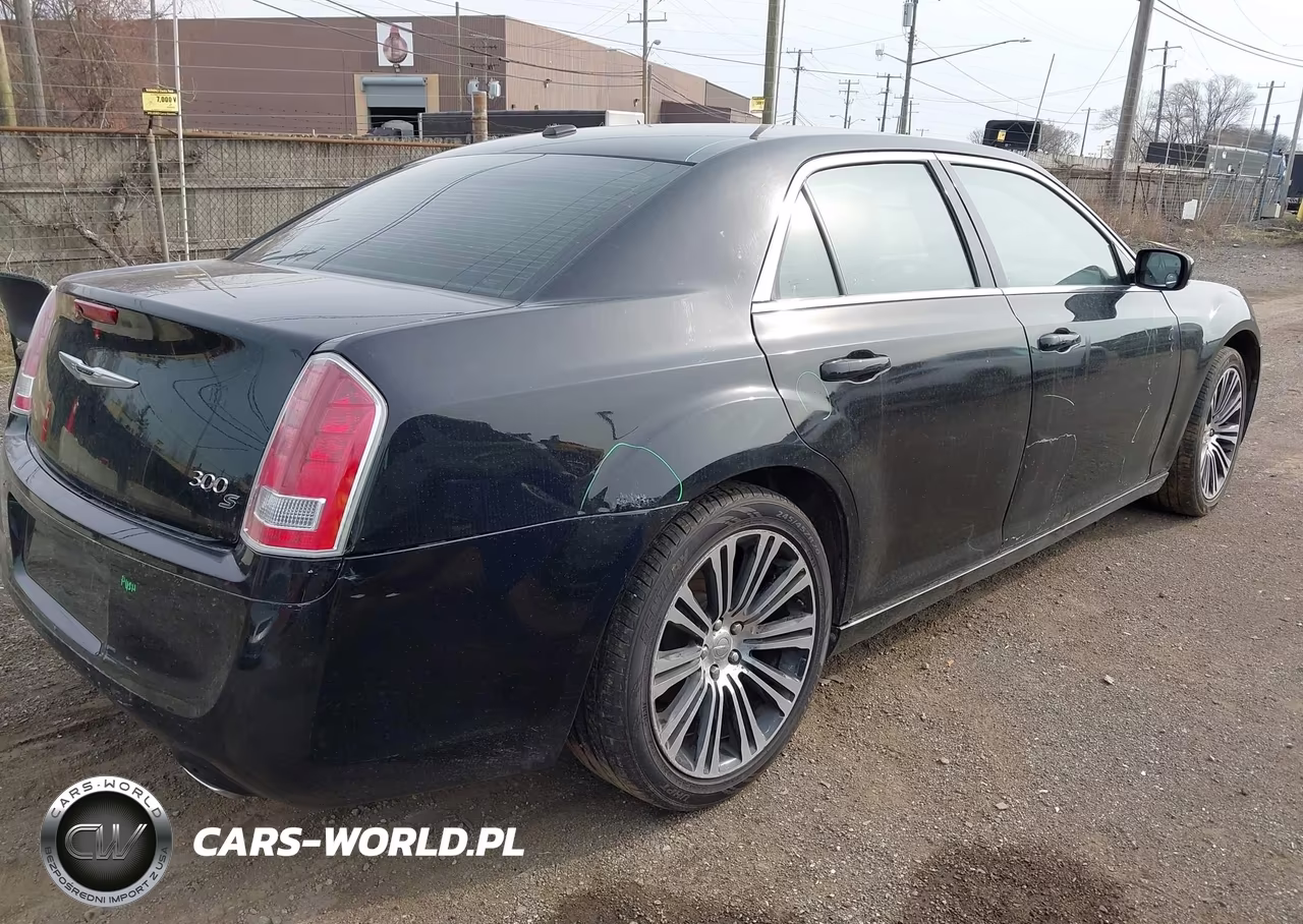 2012 Chrysler 300 S V6 VIN:2C3CCABG6CH143320 - 4
