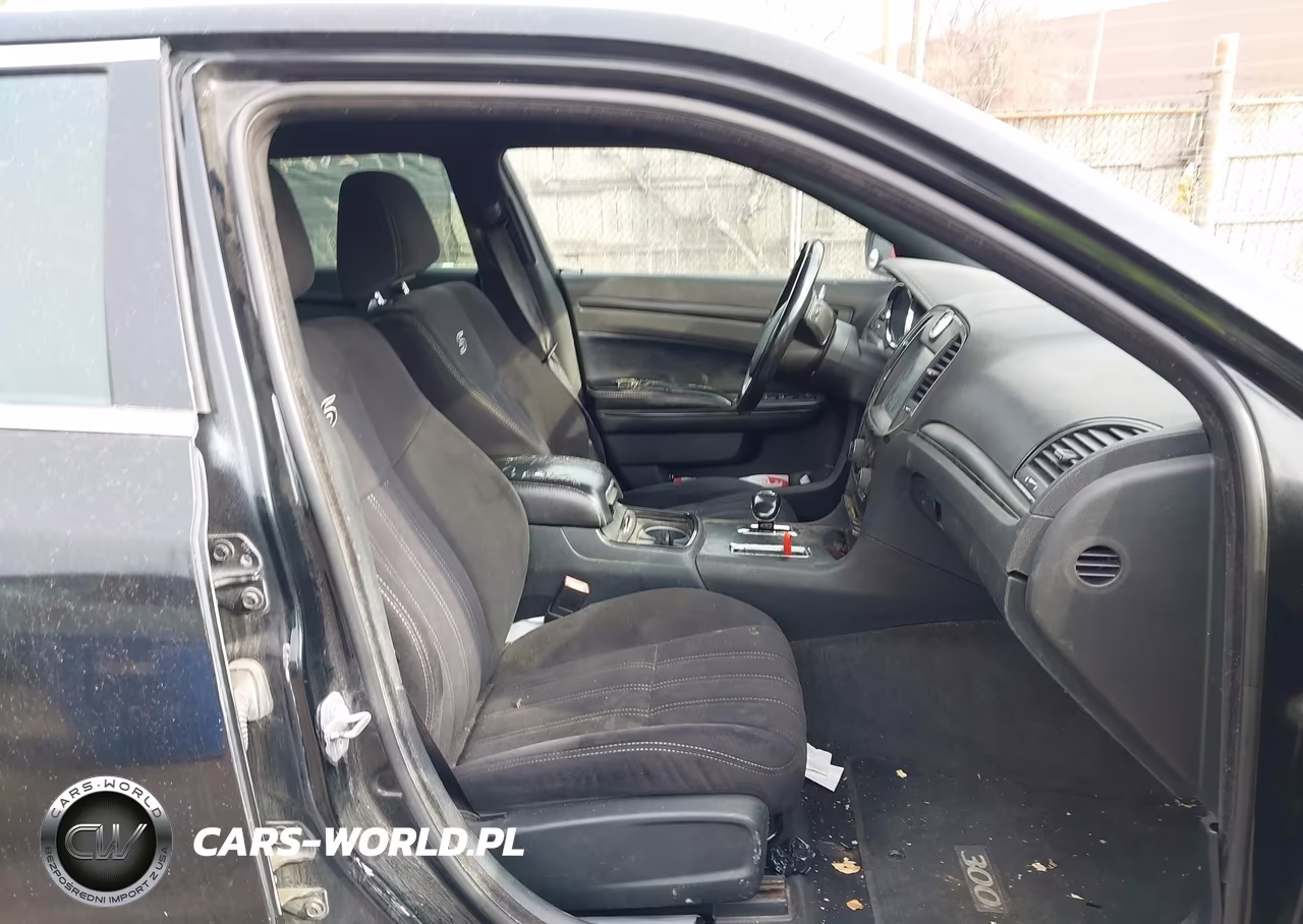 2012 Chrysler 300 S V6 VIN:2C3CCABG6CH143320 - 5