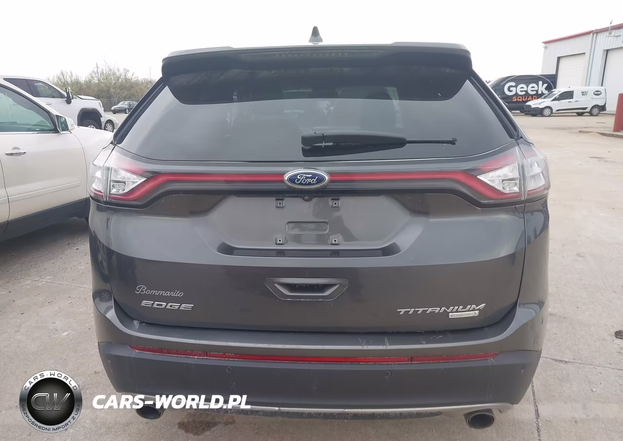 2018 Ford Edge Titanium VIN:2FMPK3K9XJBB44575 - 16