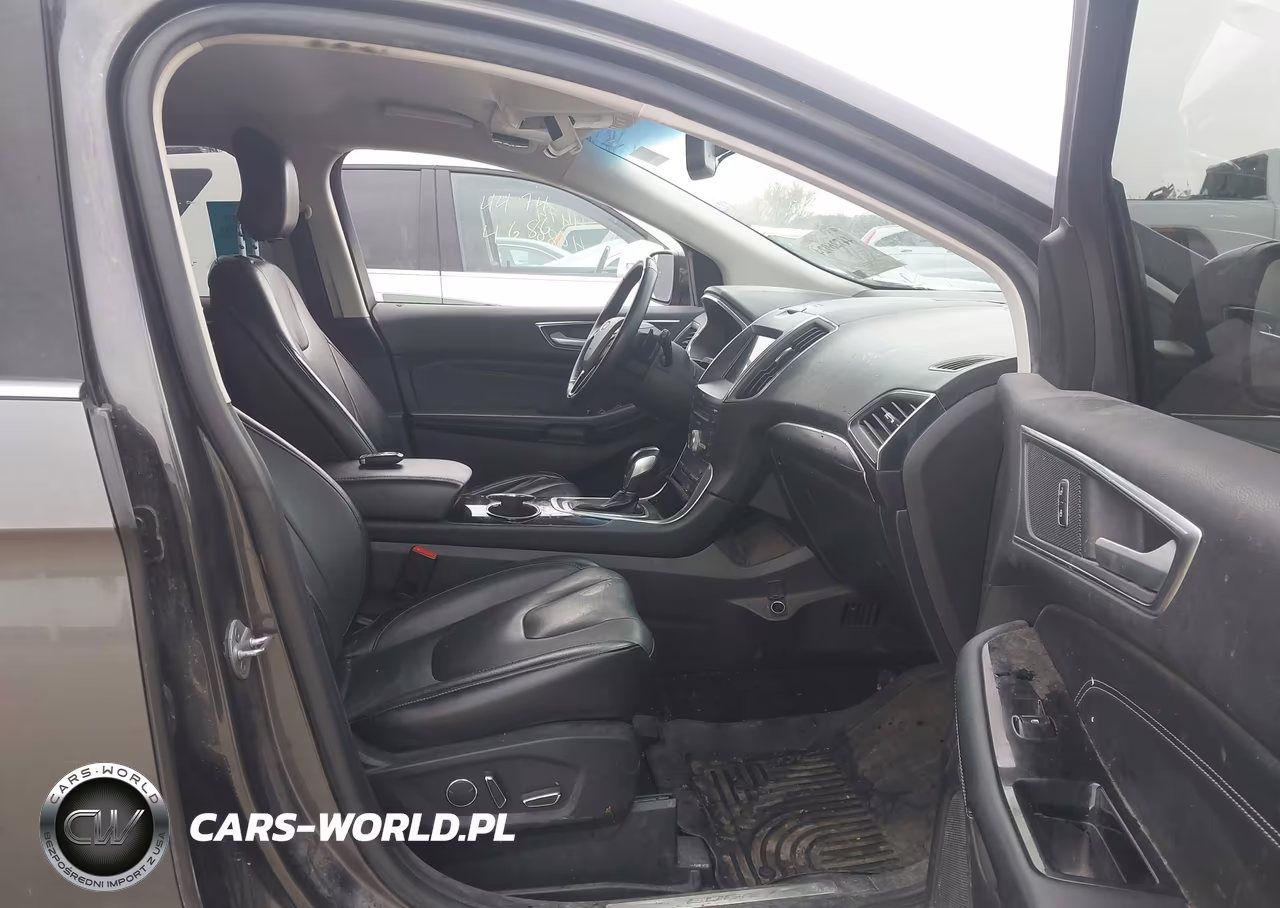 2018 Ford Edge Titanium VIN:2FMPK3K9XJBB44575 - 5