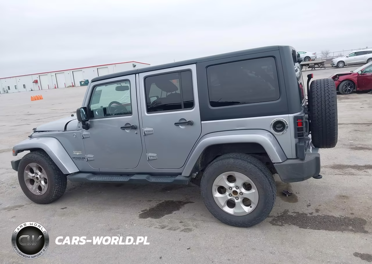 2014 Jeep Wrangler Unlimited Sahara VIN:1C4HJWEG7EL142165 - 14