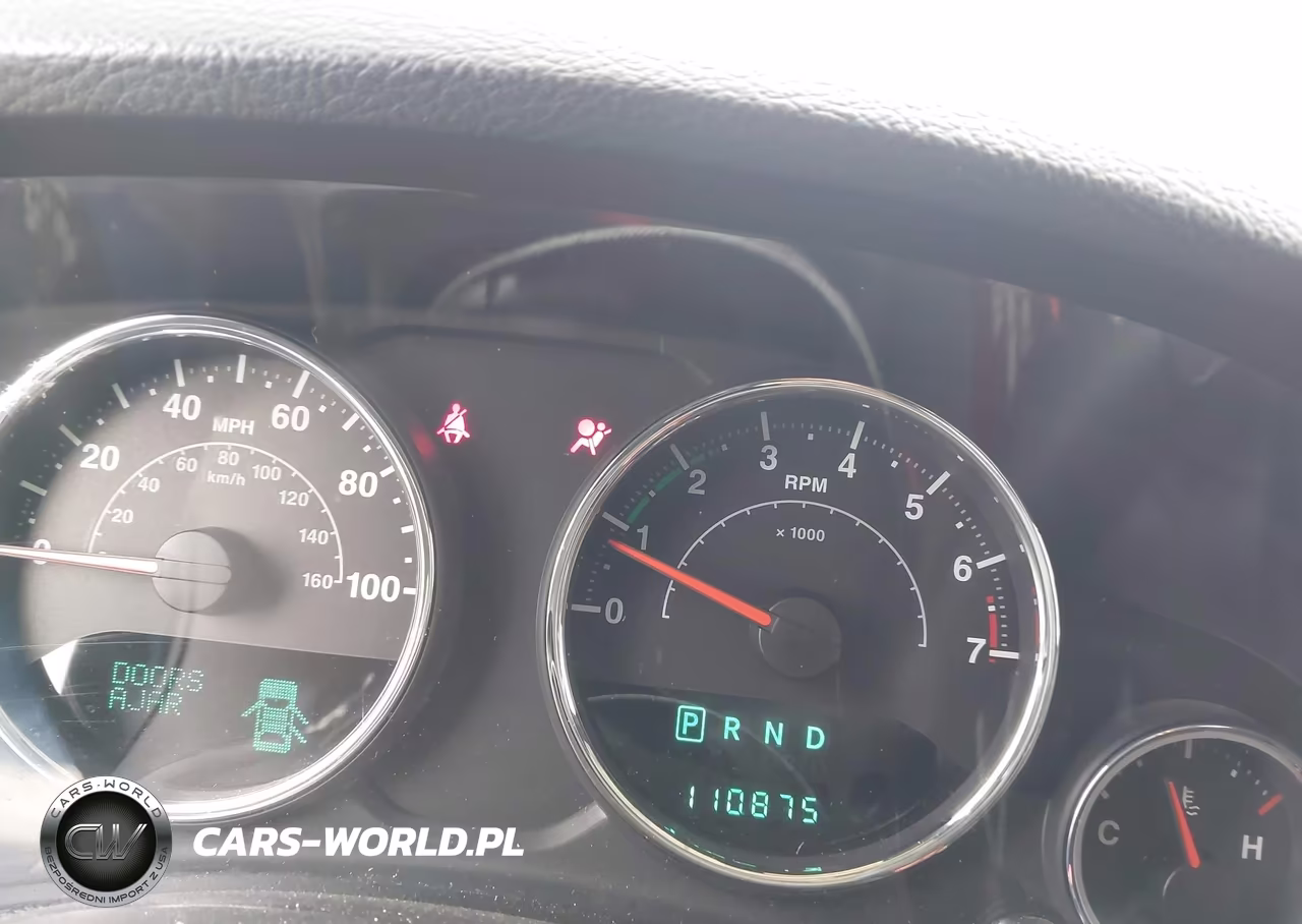 2014 Jeep Wrangler Unlimited Sahara VIN:1C4HJWEG7EL142165 - 15