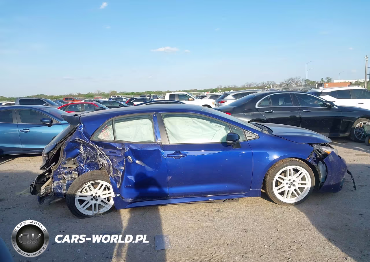 2026 Toyota Corolla Se VIN:JTND4MBE0T3259253 - 13