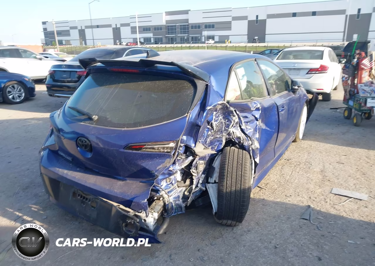 2026 Toyota Corolla Se VIN:JTND4MBE0T3259253 - 4