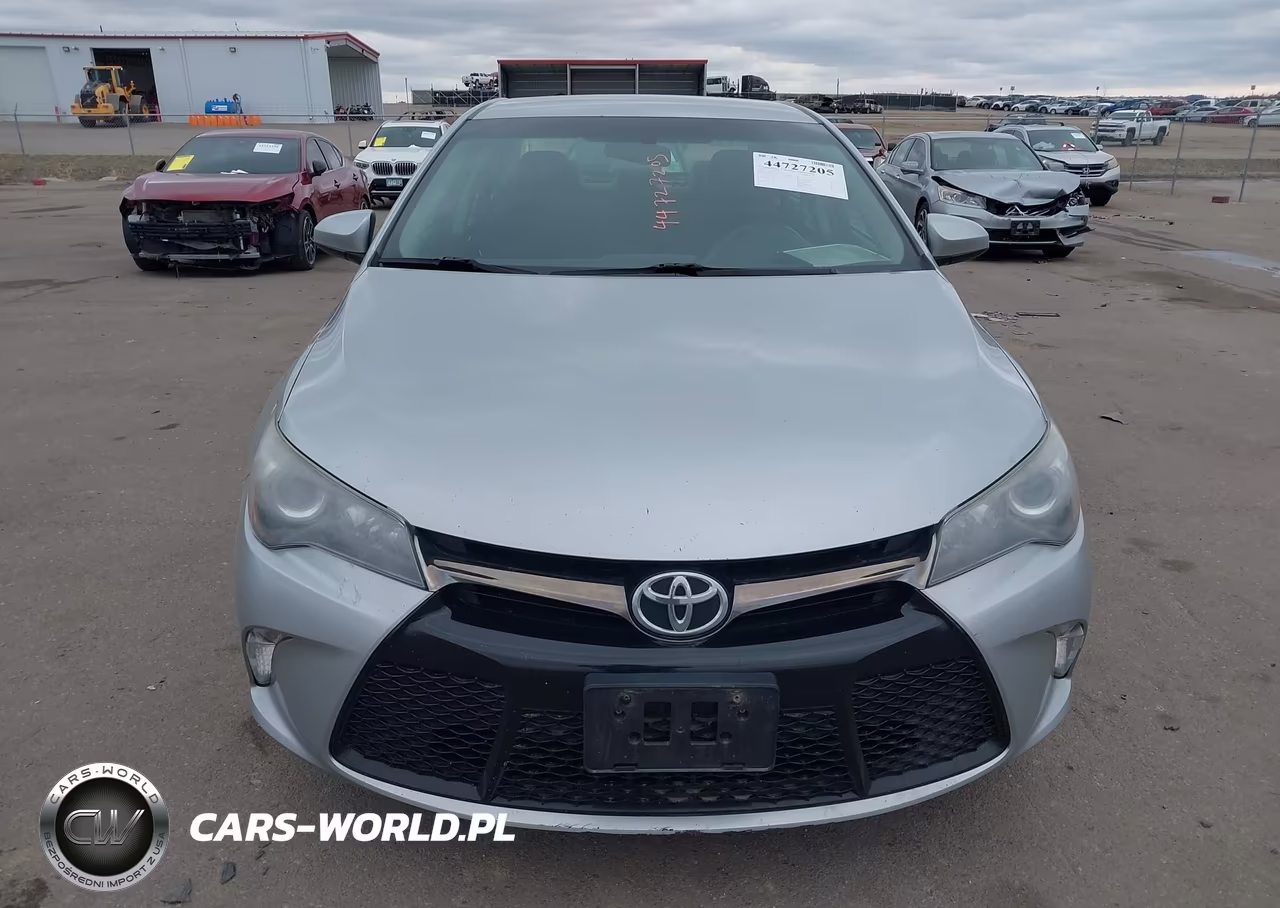2015 Toyota Camry Se VIN:4T1BF1FK0FU883620 - 12