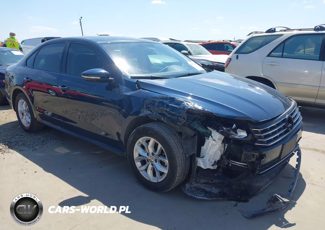 2018 Volkswagen Passat 2.0T R-Line-2.0T S – zdjęcie 1 z 17