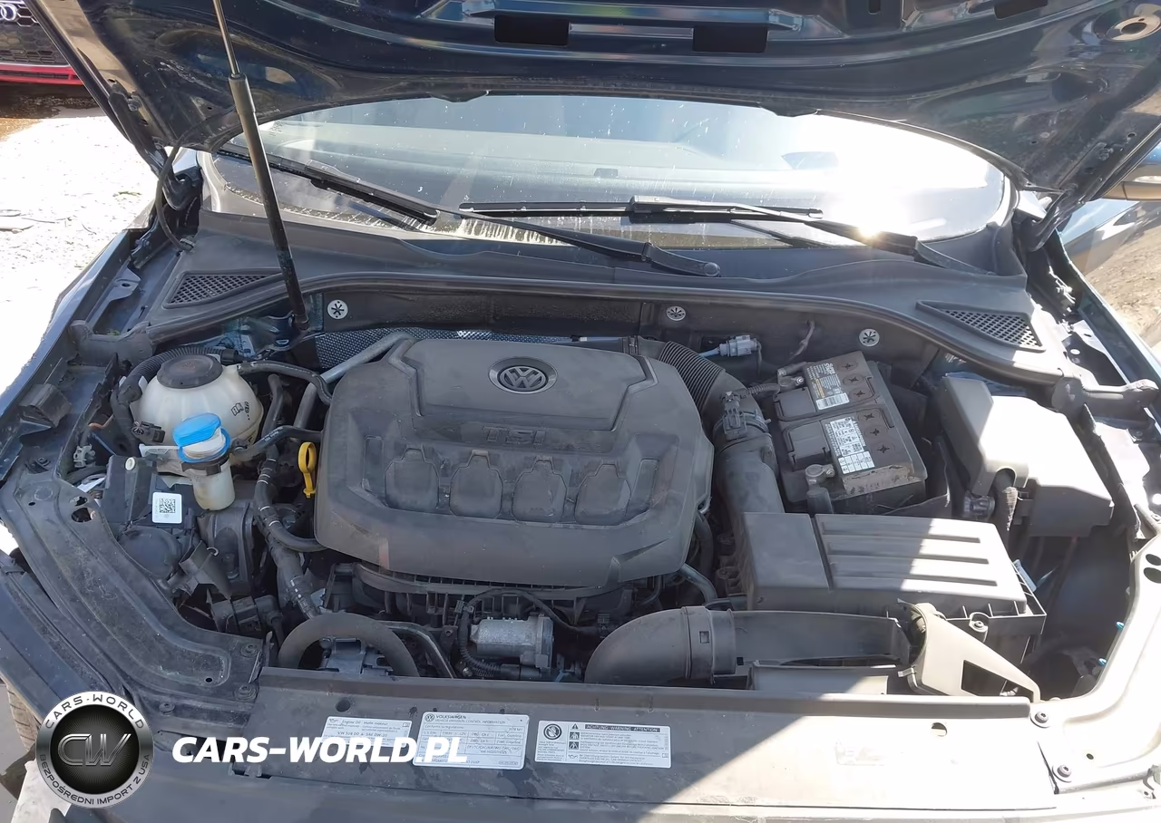 2018 Volkswagen Passat 2.0T R-Line-2.0T S VIN:1VWAA7A30JC029529 - 10