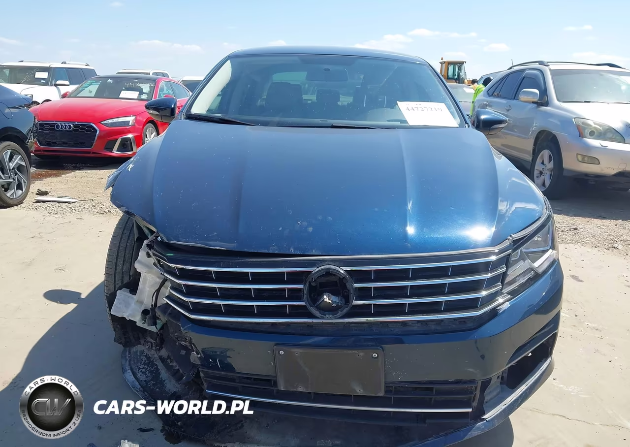 2018 Volkswagen Passat 2.0T R-Line-2.0T S VIN:1VWAA7A30JC029529 - 13