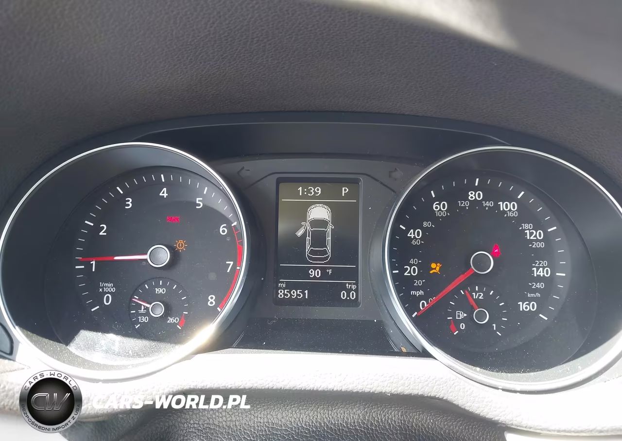 2018 Volkswagen Passat 2.0T R-Line-2.0T S VIN:1VWAA7A30JC029529 - 7