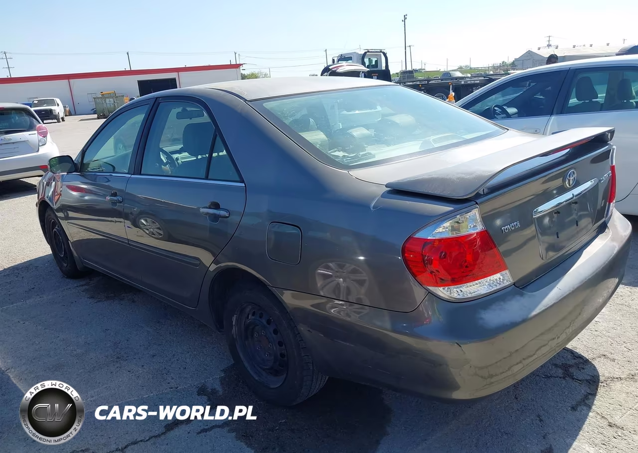 2006 Toyota Camry Le VIN:4T1BE32K46U684882 - 3
