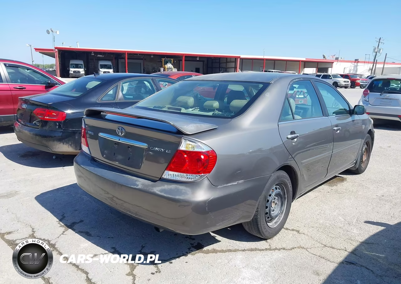 2006 Toyota Camry Le VIN:4T1BE32K46U684882 - 4