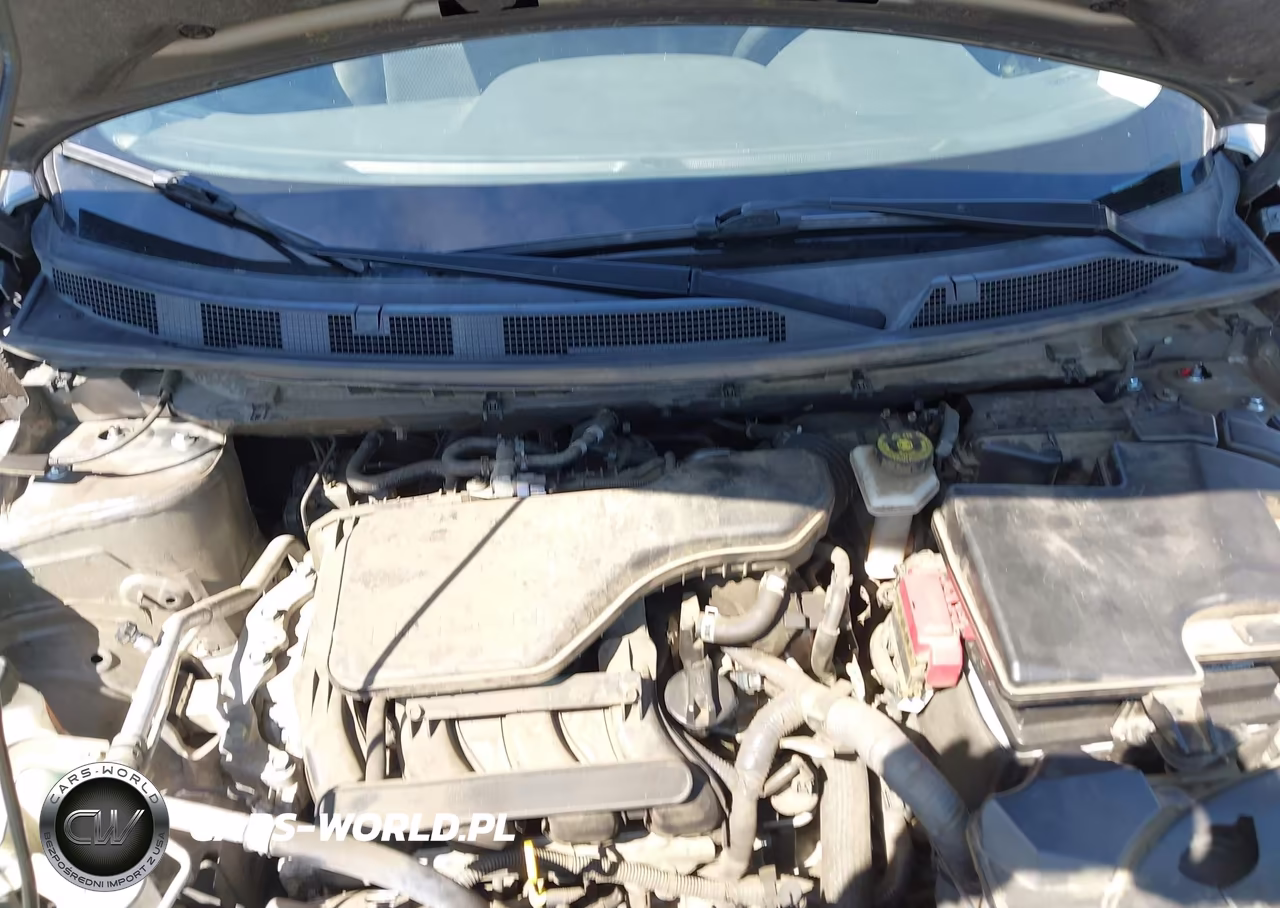 2018 Nissan Rogue Sport S VIN:JN1BJ1CP2JW157602 - 10