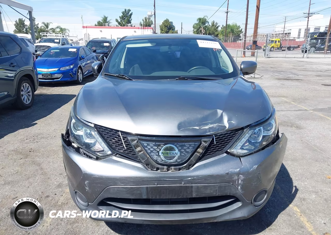 2018 Nissan Rogue Sport S VIN:JN1BJ1CP2JW157602 - 12