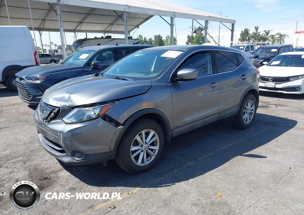 2018 Nissan Rogue Sport S VIN:JN1BJ1CP2JW157602 - 2