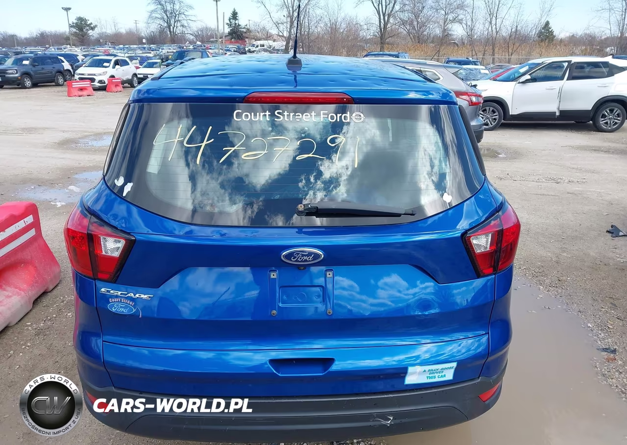 2019 Ford Escape S VIN:1FMCU0F74KUC48166 - 16