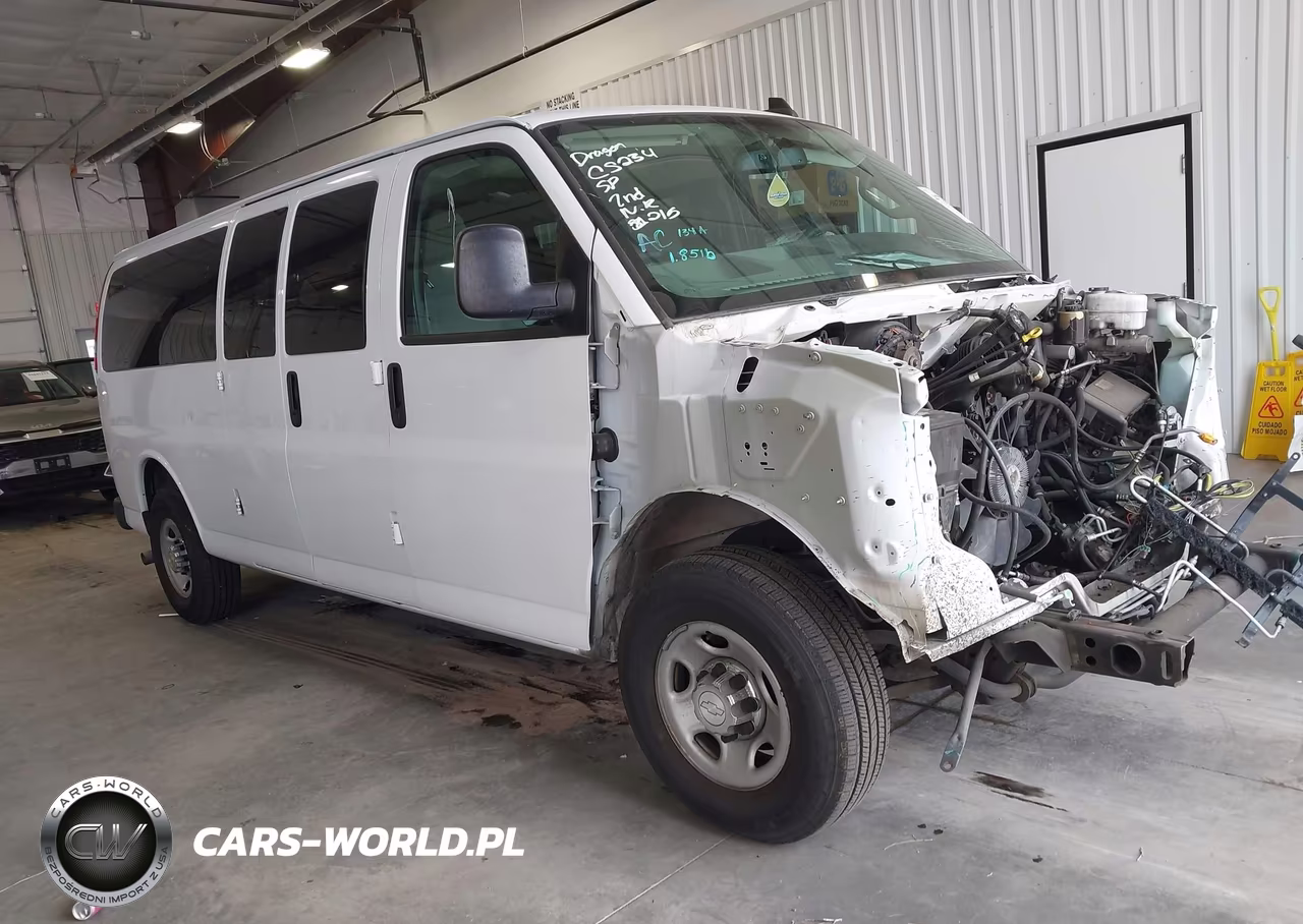 2018 Chevrolet Express 3500 Lt