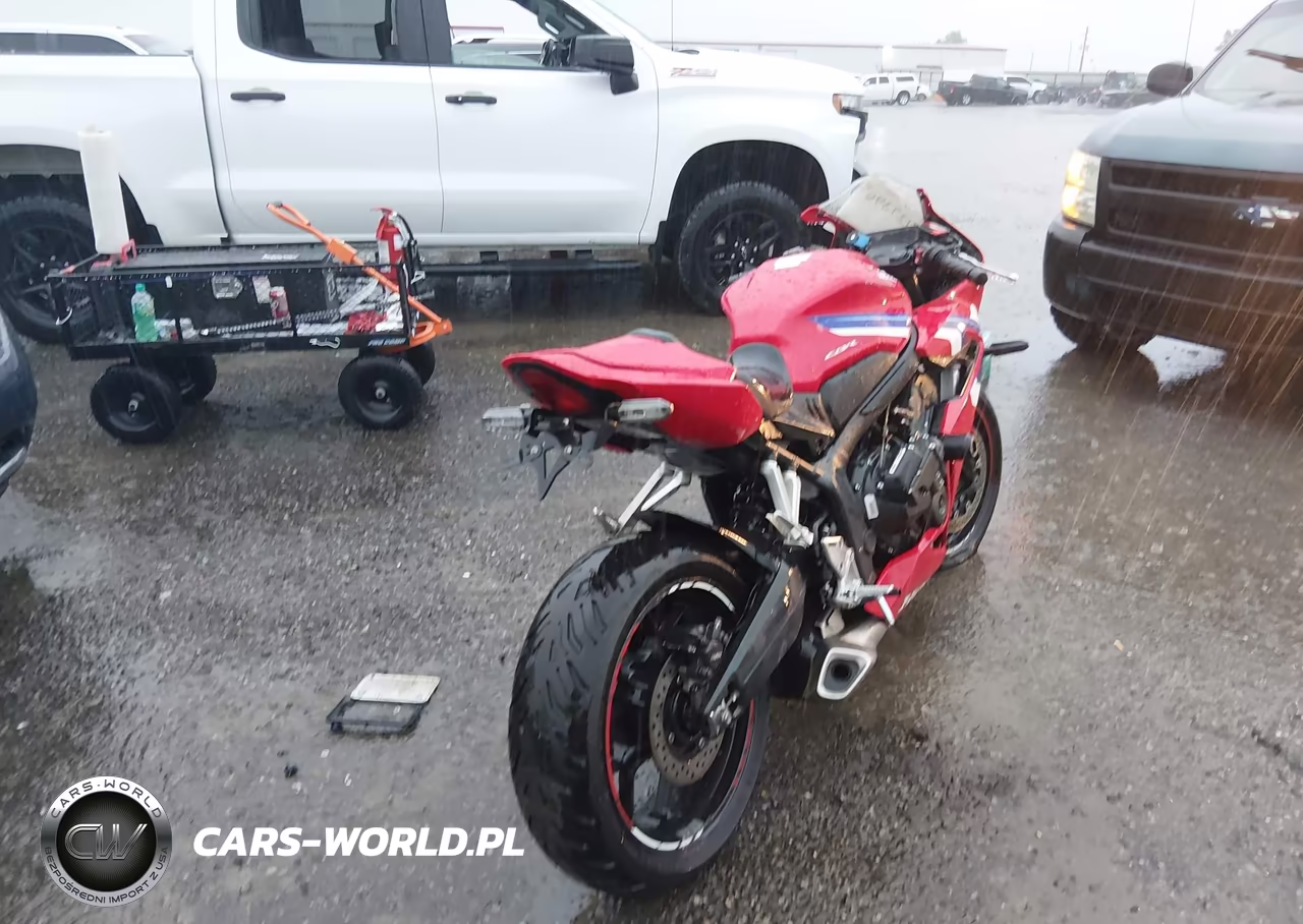 2024 Honda Cbr650 R VIN:MLHRH1550R5000894 - 4