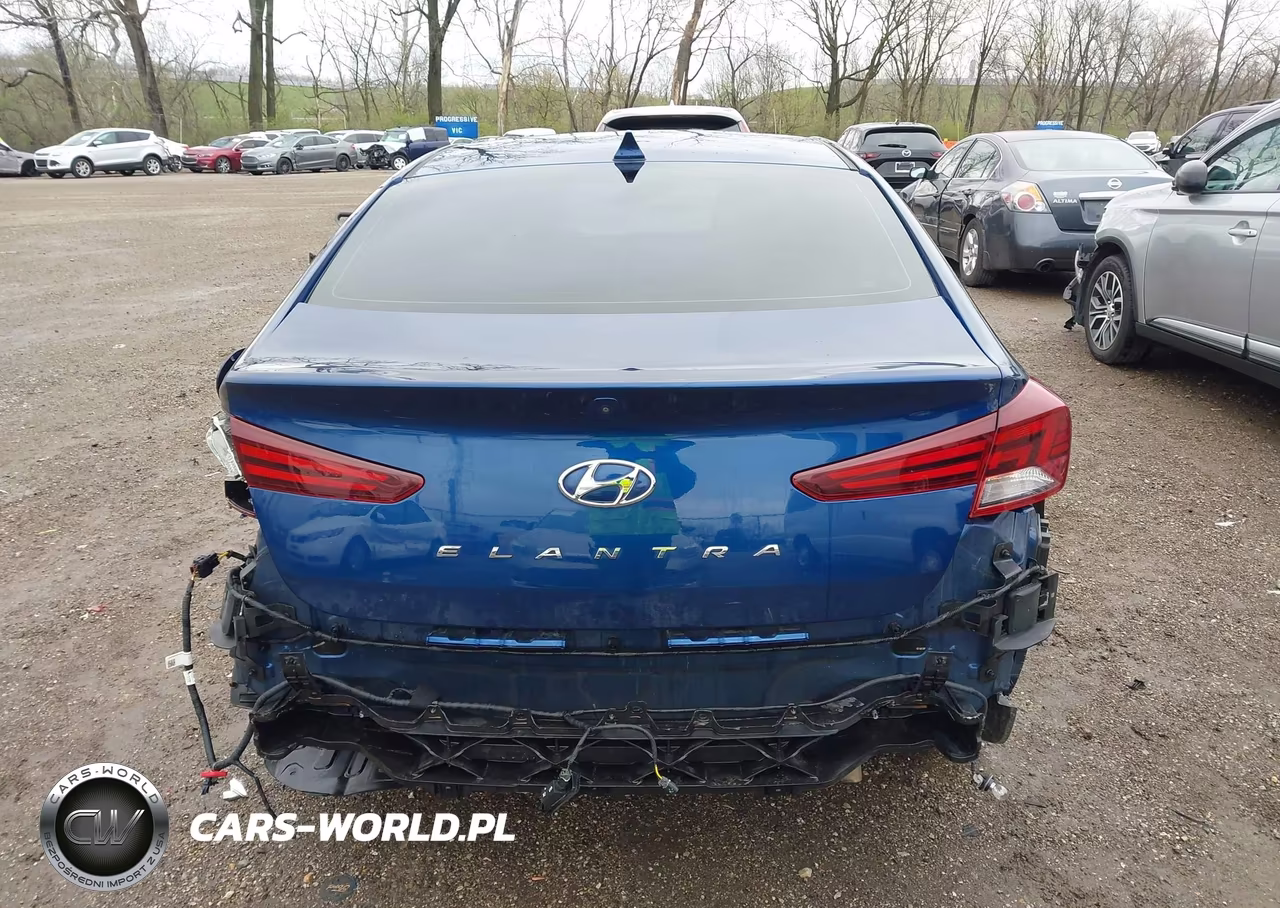 2020 Hyundai Elantra Sel VIN:5NPD84LF6LH574112 - 16