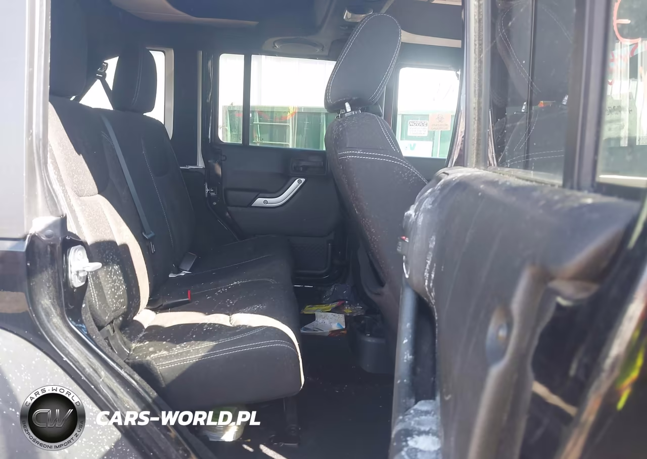 2014 Jeep Wrangler Unlimited Rubicon VIN:1C4BJWFG0EL296611 - 8