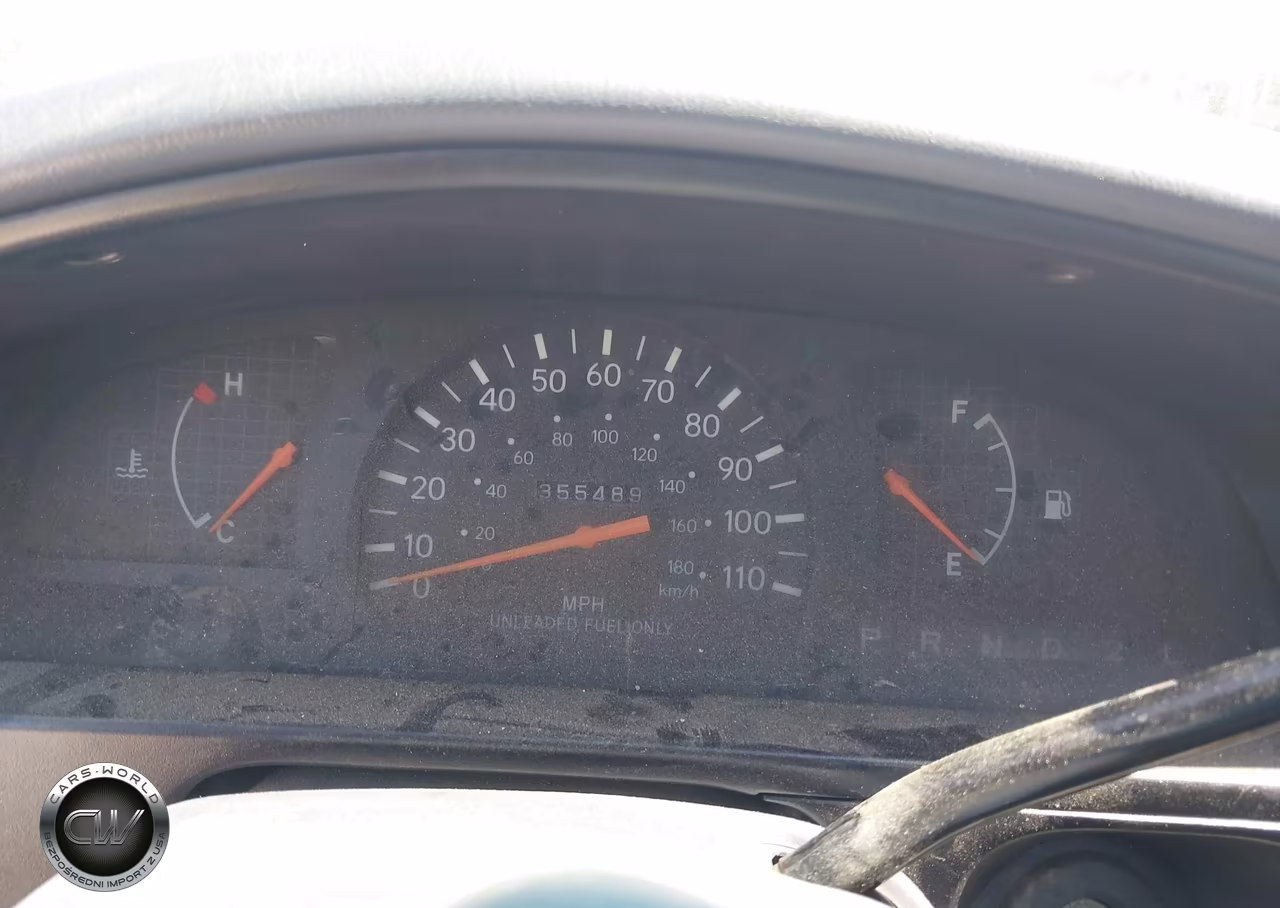 2000 Toyota Tacoma VIN:5TEVL52N3YZ711173 - 7