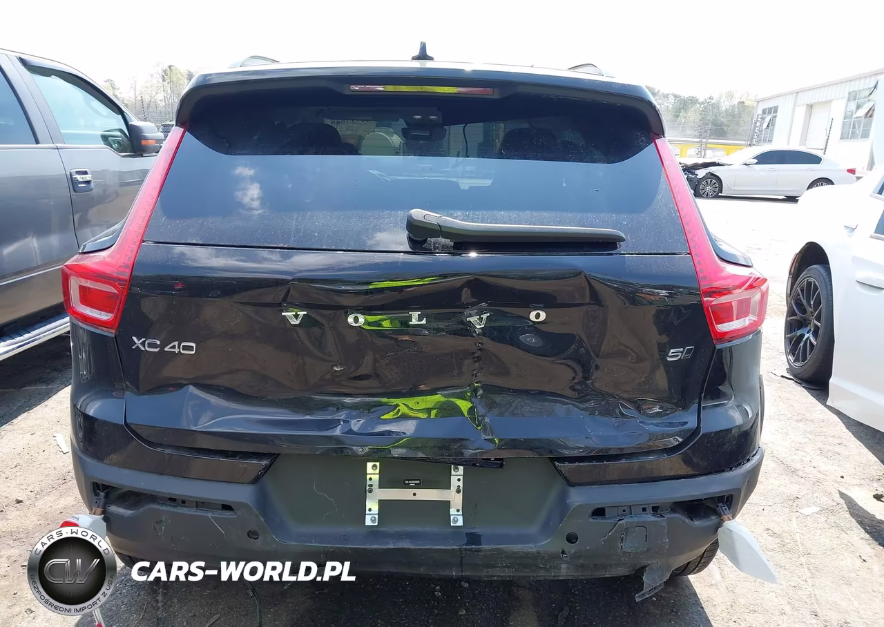 2024 Volvo Xc40 B5 Plus Dark Theme VIN:YV4L12UL5R2376878 - 16