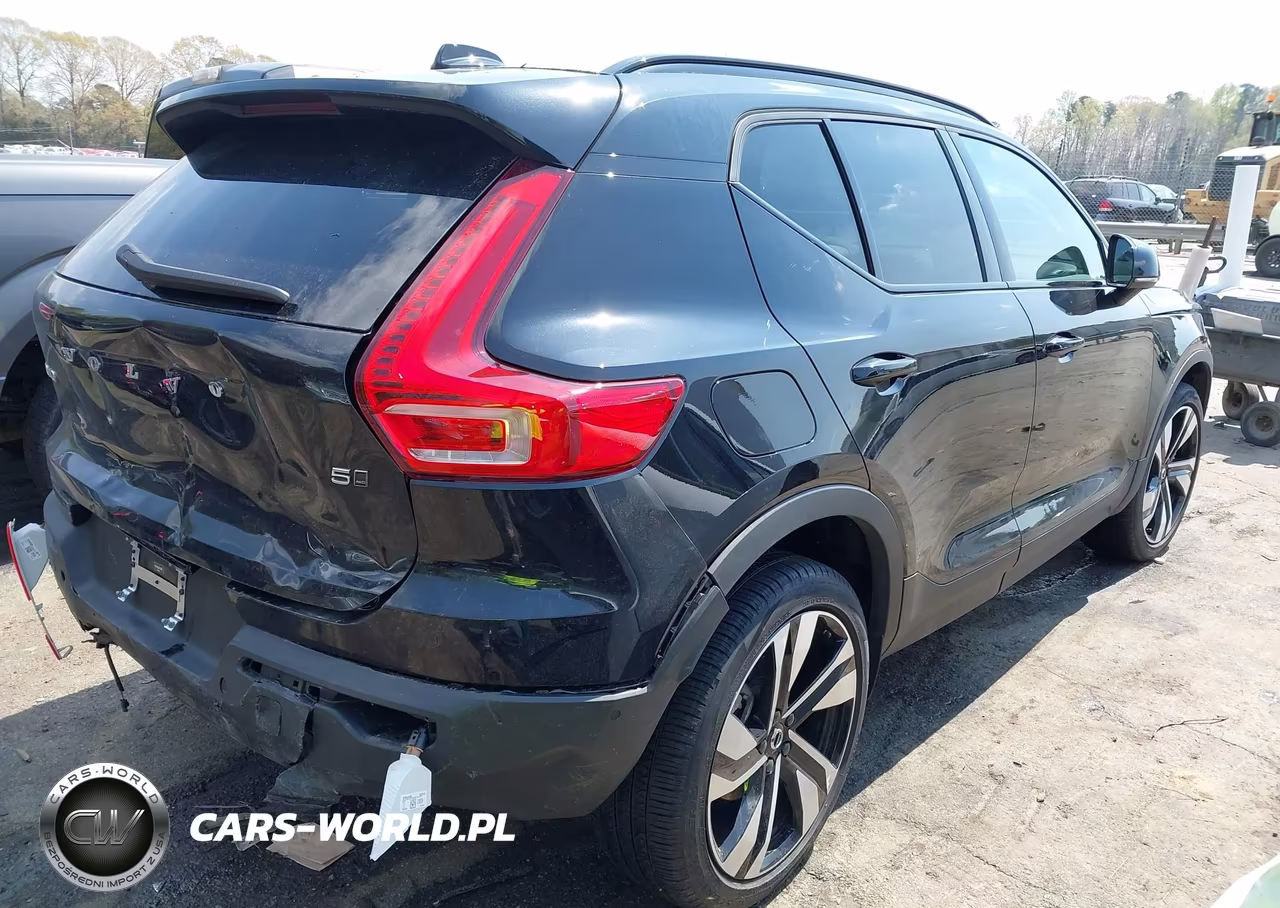 2024 Volvo Xc40 B5 Plus Dark Theme VIN:YV4L12UL5R2376878 - 4