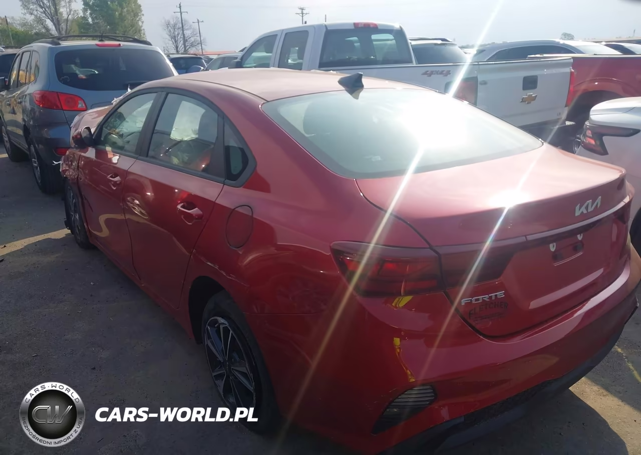 2024 Kia Forte Lxs VIN:3KPF24AD6RE704415 - 14