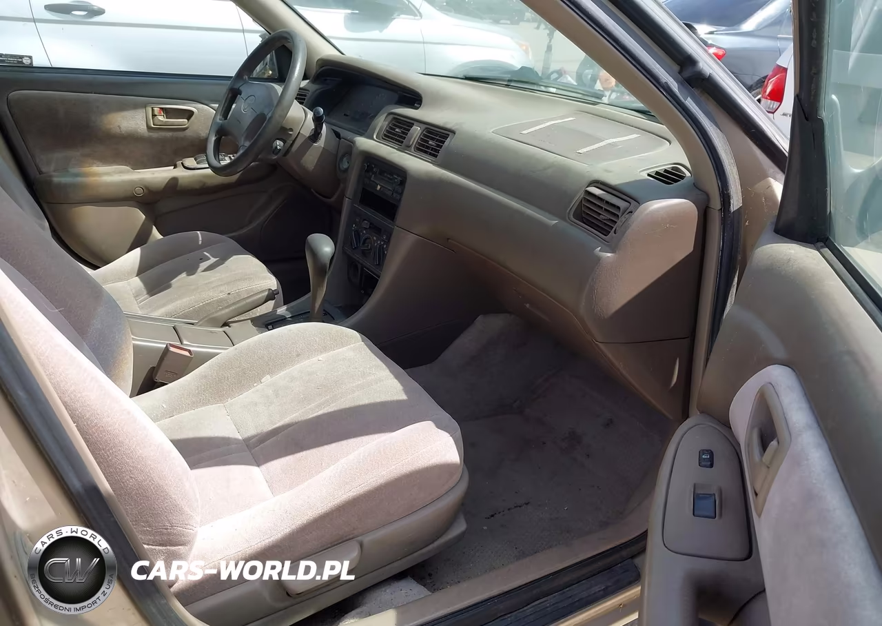 1998 Toyota Camry Le VIN:JT2BG22K1W0216228 - 5