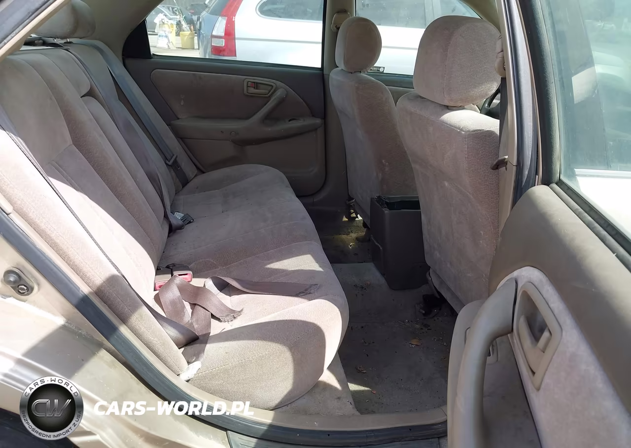 1998 Toyota Camry Le VIN:JT2BG22K1W0216228 - 8
