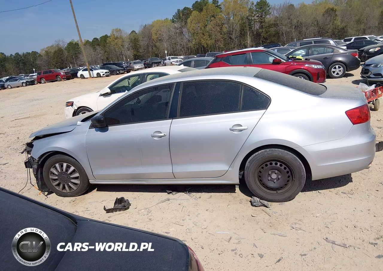 2014 Volkswagen Jetta 2.0L S VIN:3VW2K7AJ3EM311135 - 15