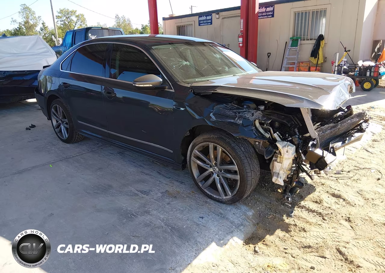 2017 Volkswagen Passat 1.8T R-Line