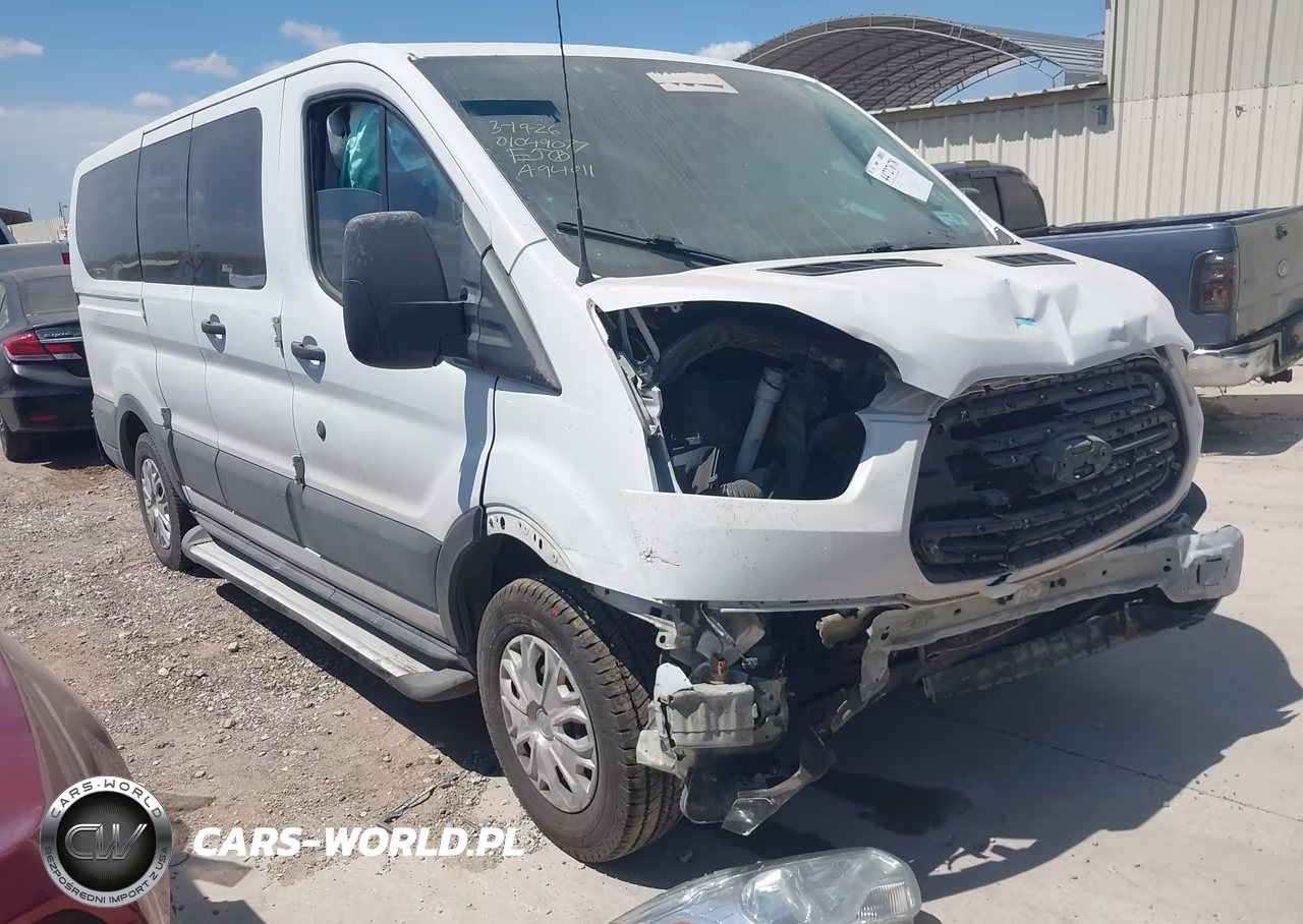 2017 Ford Transit-150 Xlt