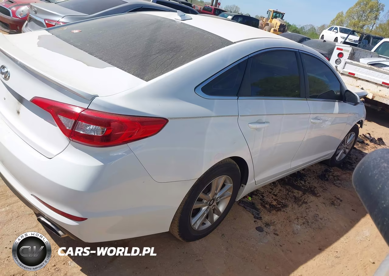 2015 Hyundai Sonata Se VIN:5NPE24AF4FH008639 - 4