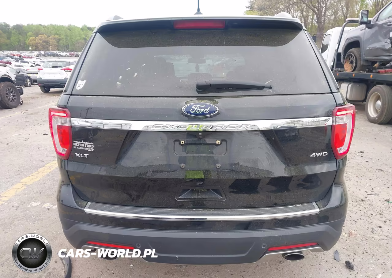 2018 Ford Explorer Xlt VIN:1FM5K8D83JGB08549 - 16