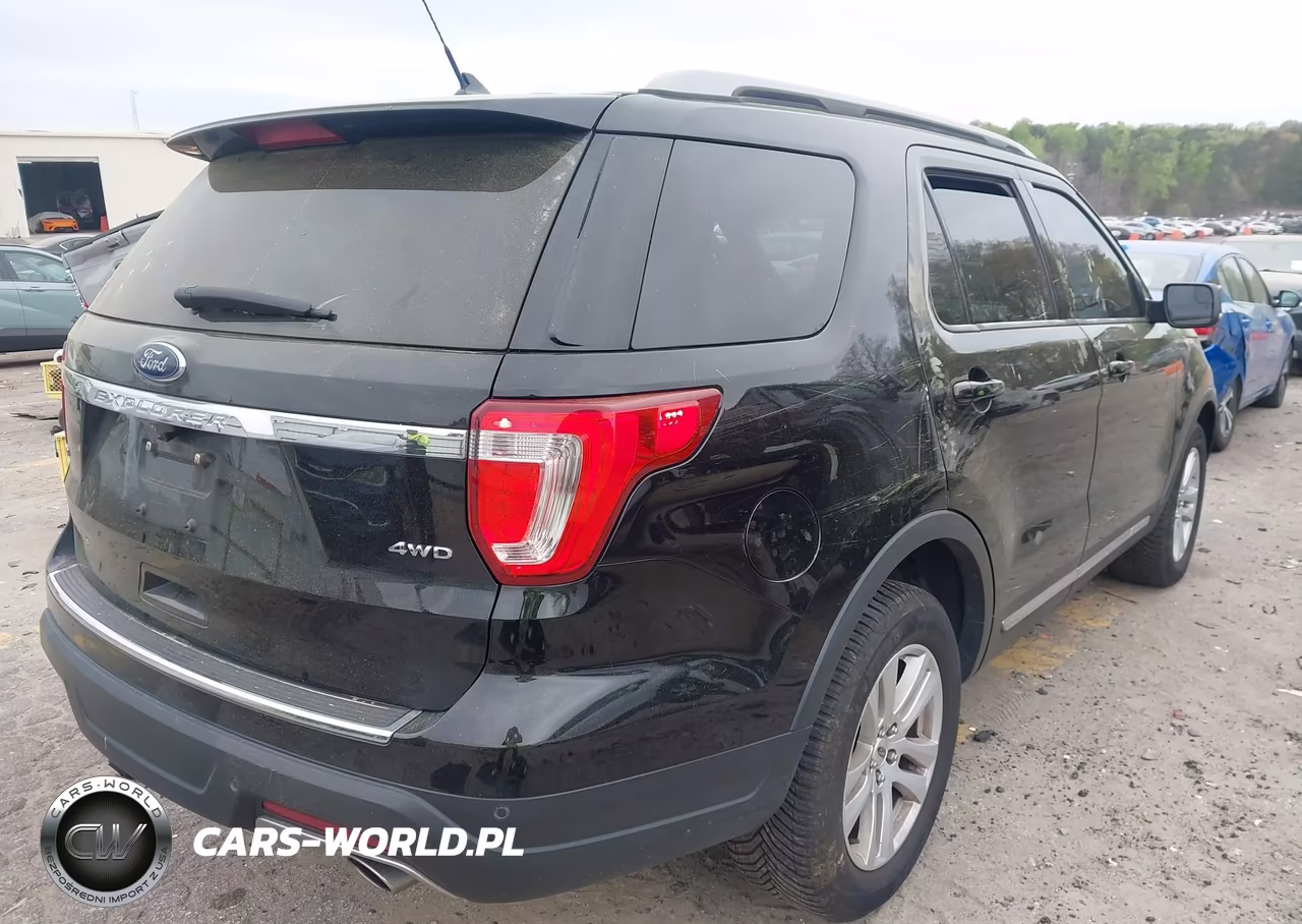 2018 Ford Explorer Xlt VIN:1FM5K8D83JGB08549 - 4