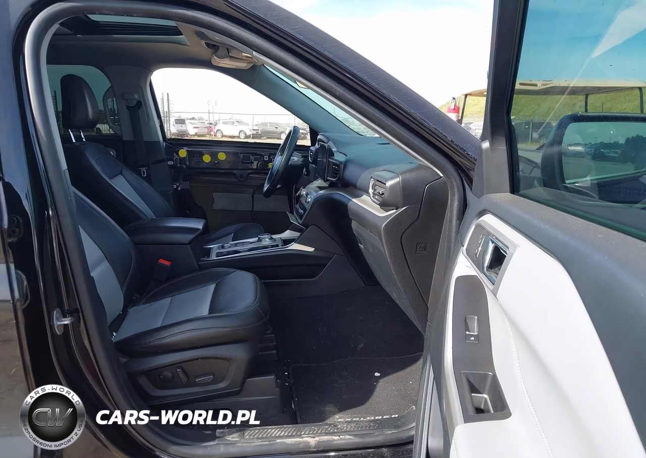 2022 Ford Explorer Xlt VIN:1FMSK8DHXNGA44969 - 5