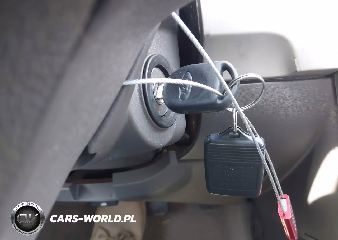 2008 Ford Focus Se-Ses VIN:1FAHP35N38W199578 - 11