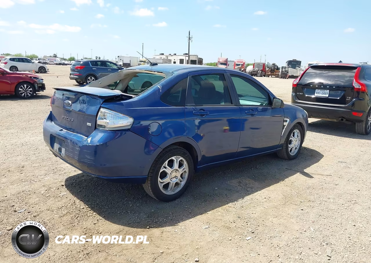 2008 Ford Focus Se-Ses VIN:1FAHP35N38W199578 - 4