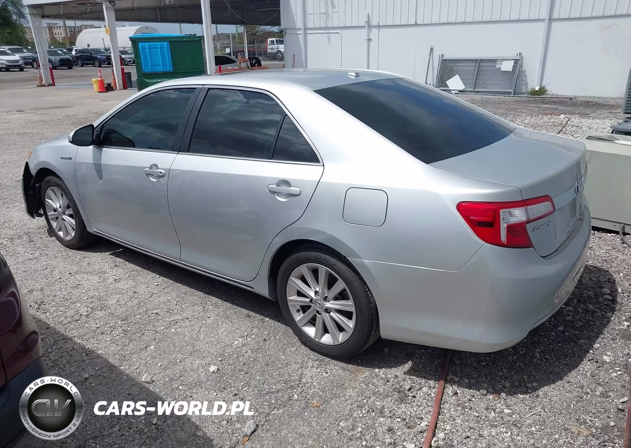 2014 Toyota Camry Hybrid Xle VIN:4T1BD1FKXEU109234 - 3