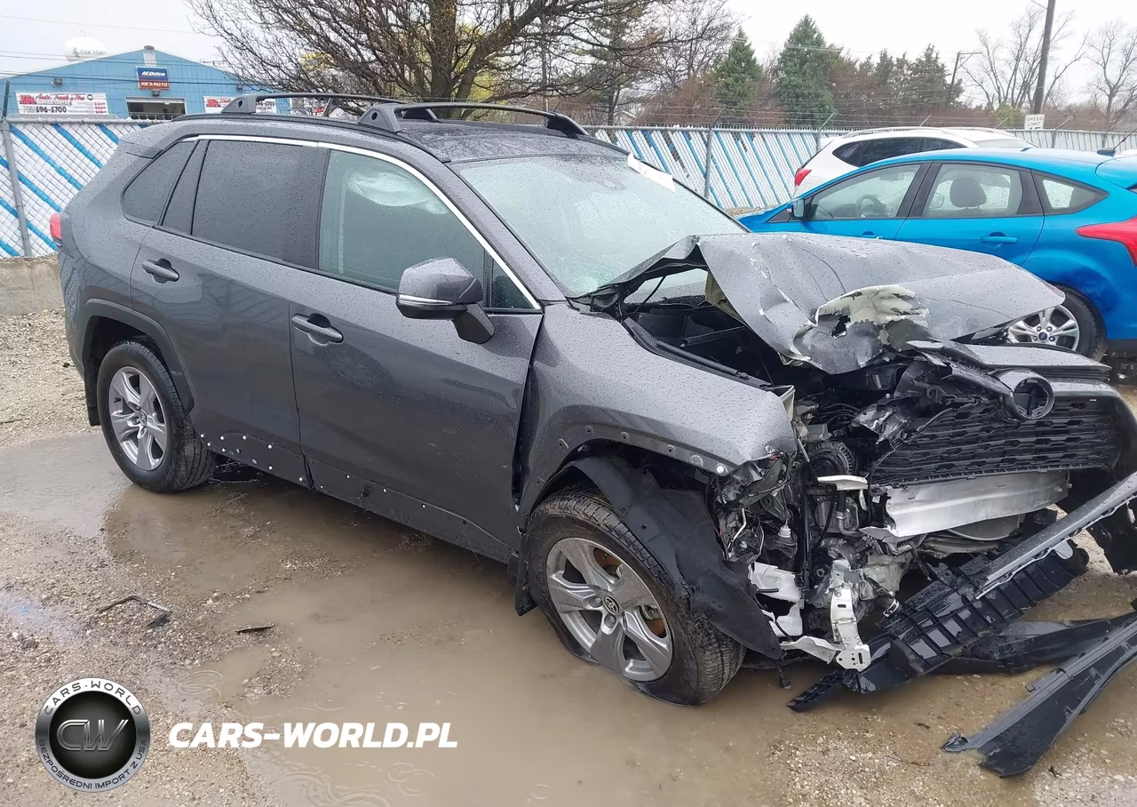 2025 Toyota Rav4 Xle – zdjęcie 1 z 16