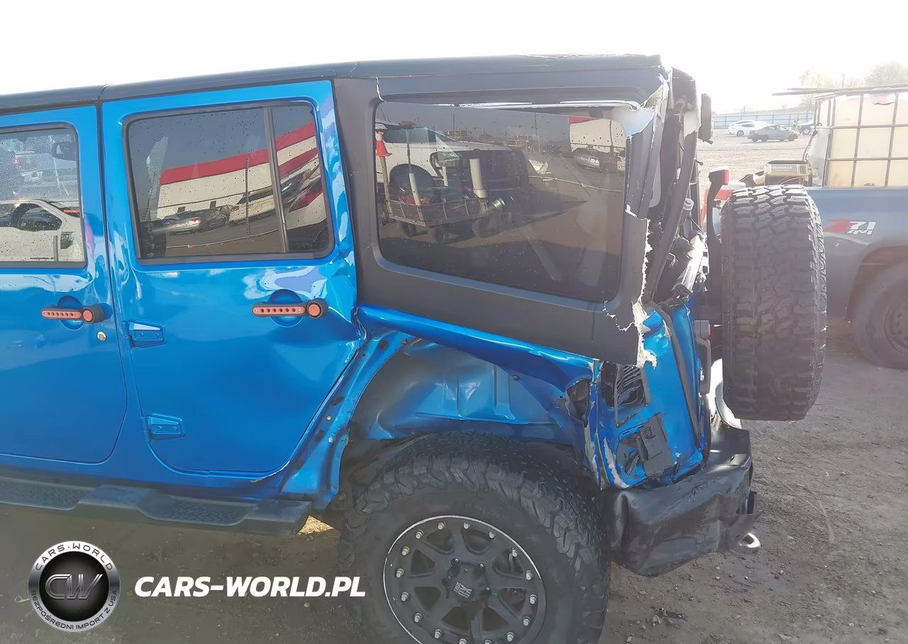 2015 Jeep Wrangler Unlimited Sport VIN:1C4HJWDGXFL550873 - 19