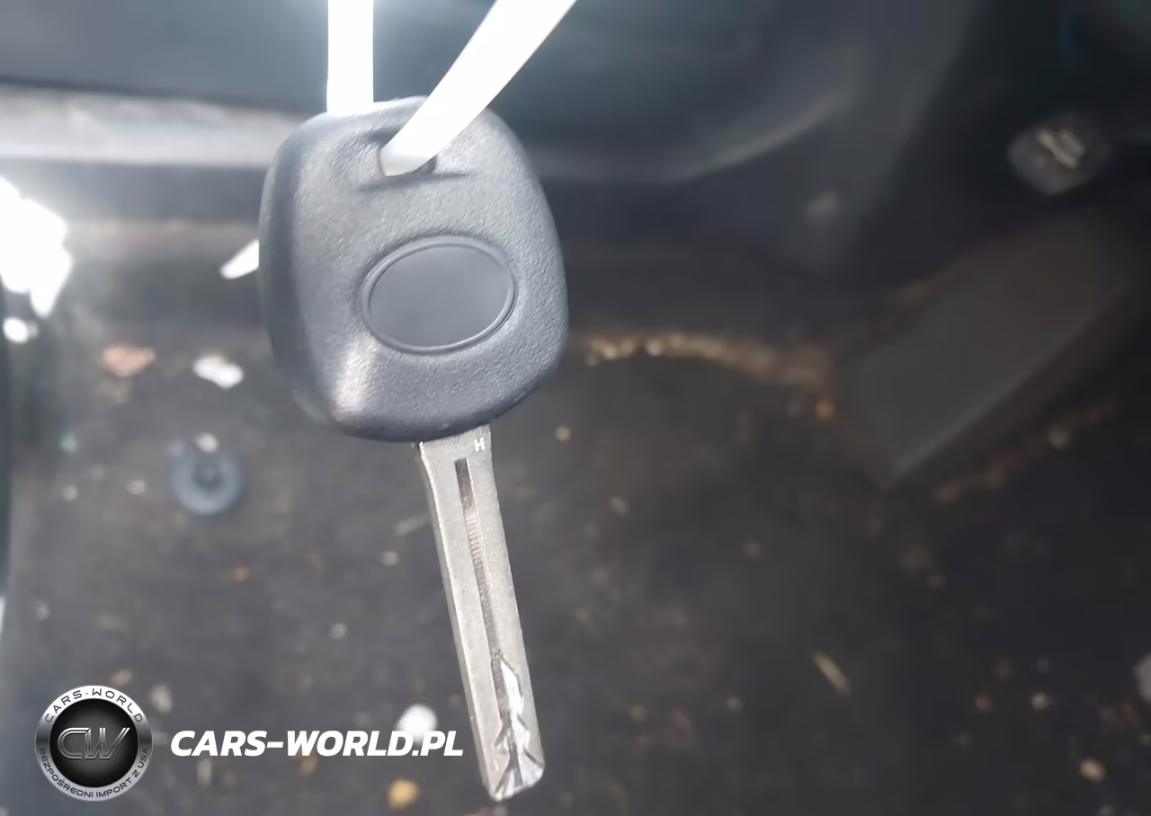 2018 Toyota Camry Se VIN:4T1B11HK2JU597806 - 11