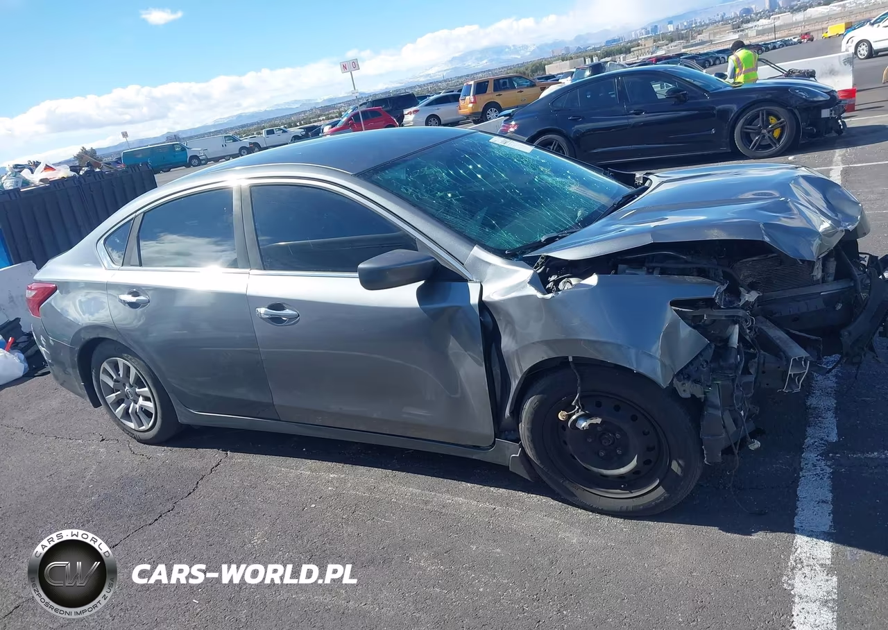 2018 Nissan Altima 2.5 S VIN:1N4AL3AP5JC102845 - 13